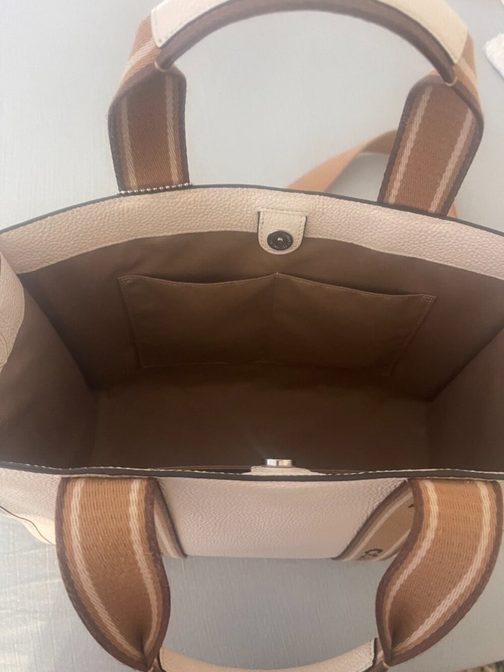 Coach Large Crossbody - Picture 4 of 5